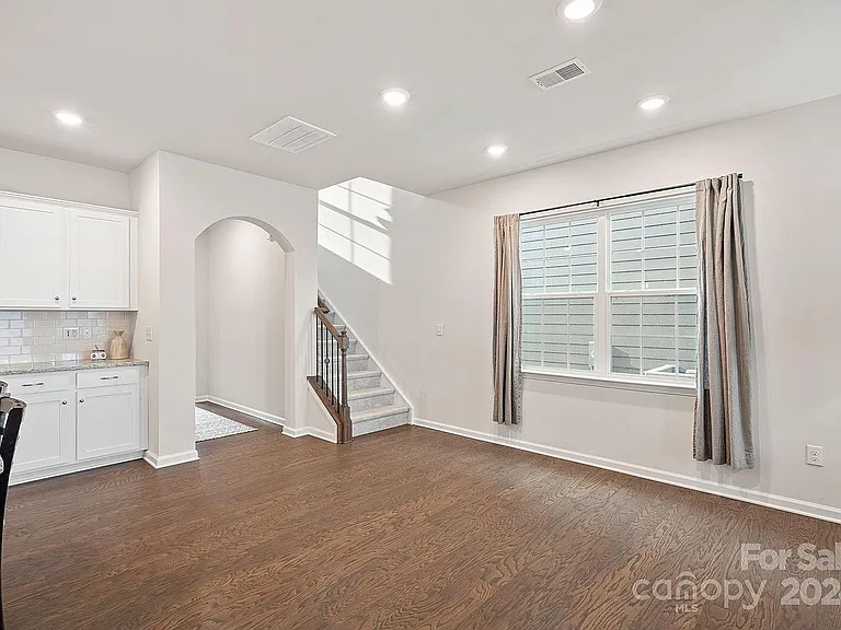 4041 Whipcord Dr — Photo 24