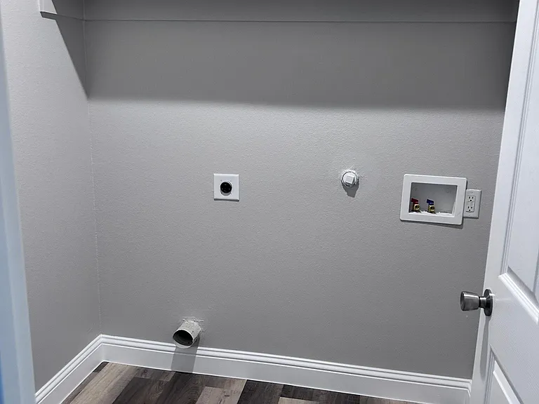 238 Marianne Cir — Photo 5