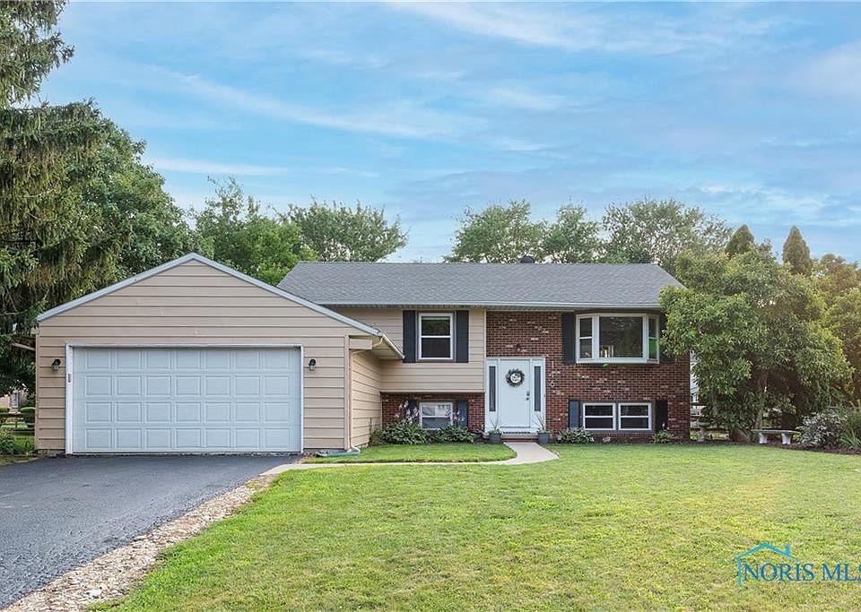 1st image of 146 Pheasant Dr
