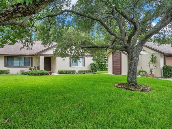 2264 Sequoia Dr, Clearwater, FL 33763