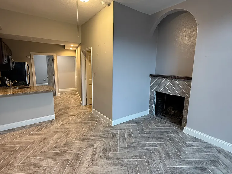 75 Whitney Ave #2 — Photo 7