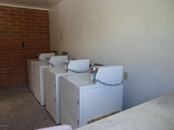 4th image of 2521 McCulloch Blvd N APT 9