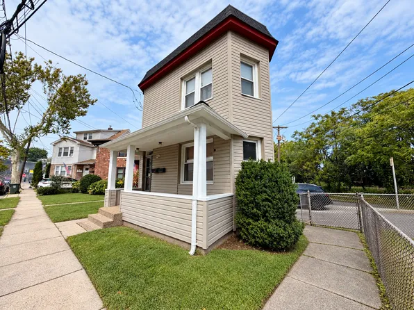 4 Hagert St #1, Nutley, NJ 07110