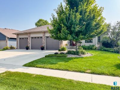 216 E Tabor Ct, Brandon, SD, 57005