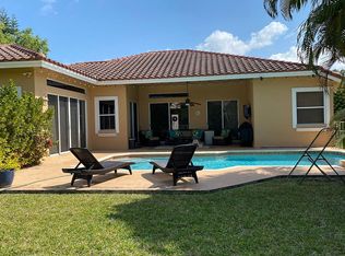 5452 NW 109th Ln, Coral Springs, FL 33076