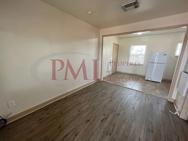 1404 Montana Avenue #4 — Photo 9