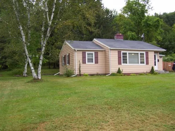 53 Woodside Ave, Oneonta, NY 13820