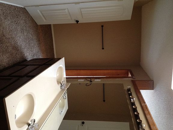 5th image of 8633 Knoxville Dr Unit C25
