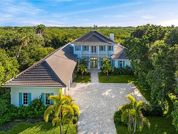 4th image of 120 Coconut Palm Rd