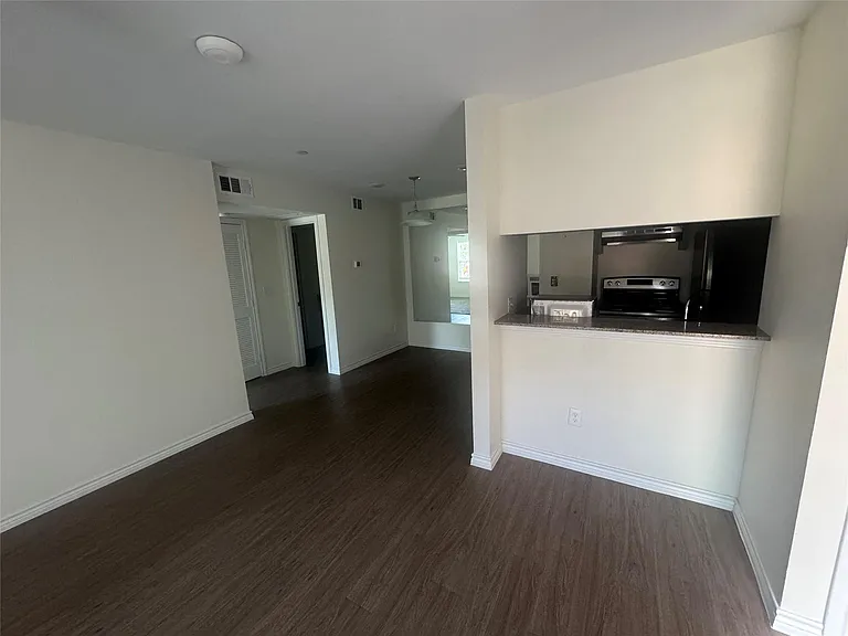 2800 Jeanetta St #1209 — Photo 4