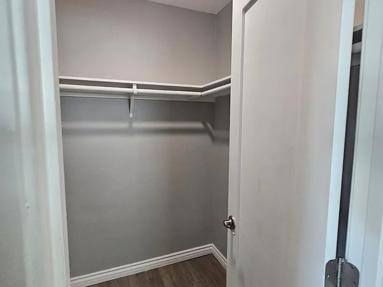 4541 Contour Blvd. — Photo 21