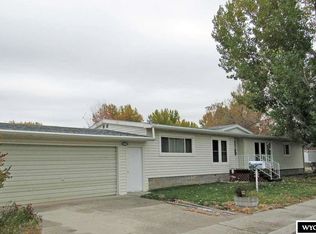 2001 Sage Loop, Worland, WY 82401