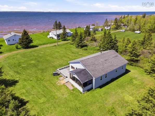 73 Bon Jour Ln, Colchester, NS B0K 1V0
