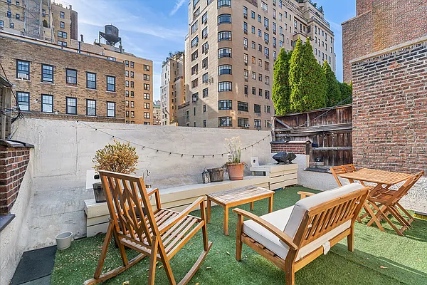 Rented by Corcoran | media 1