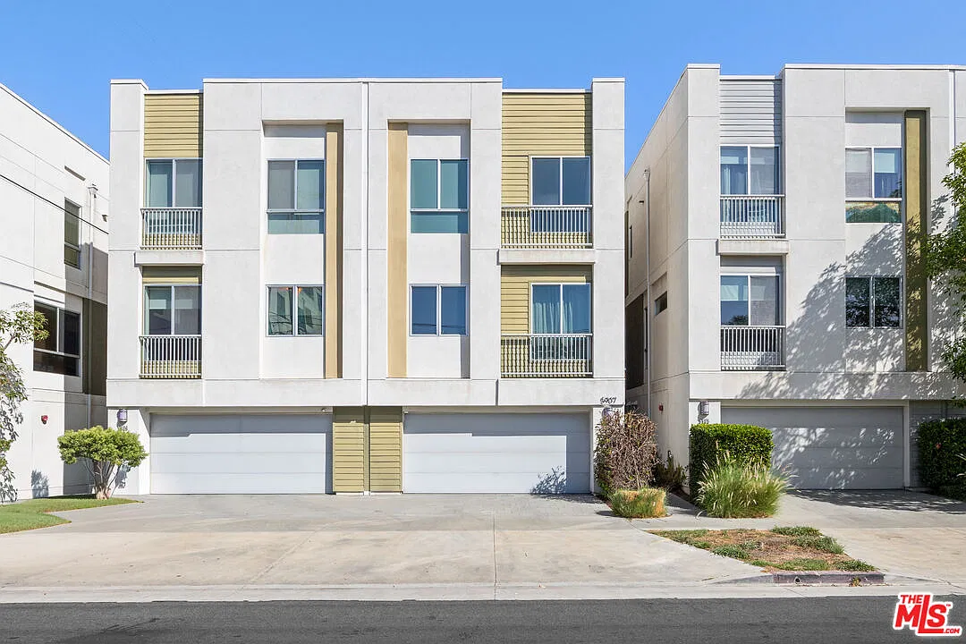 4 bed, 3.0 bath, 2000 sqft, $4,995 — Photo 1
