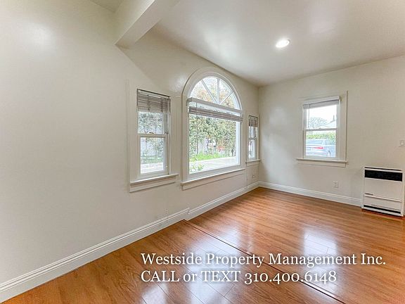 5th image of 731 Raymond Ave APT D