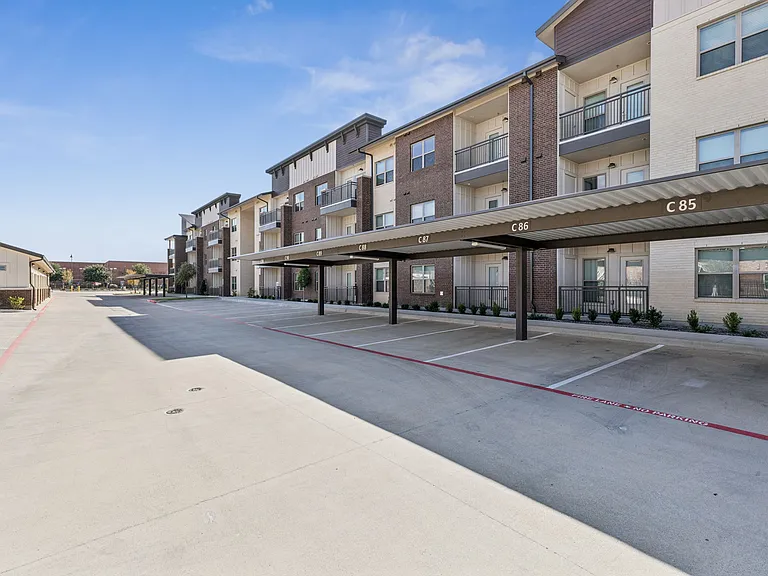 Wildwood Luxury Urban Homes — Photo 35