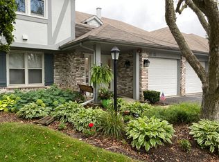 1312 Coventry Cir #1312, Vernon Hills, IL 60061