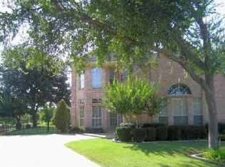 8664 Wellington Point Dr, Irving, TX 75063