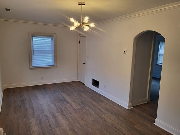 5th image of 460 Campbells Creek Dr