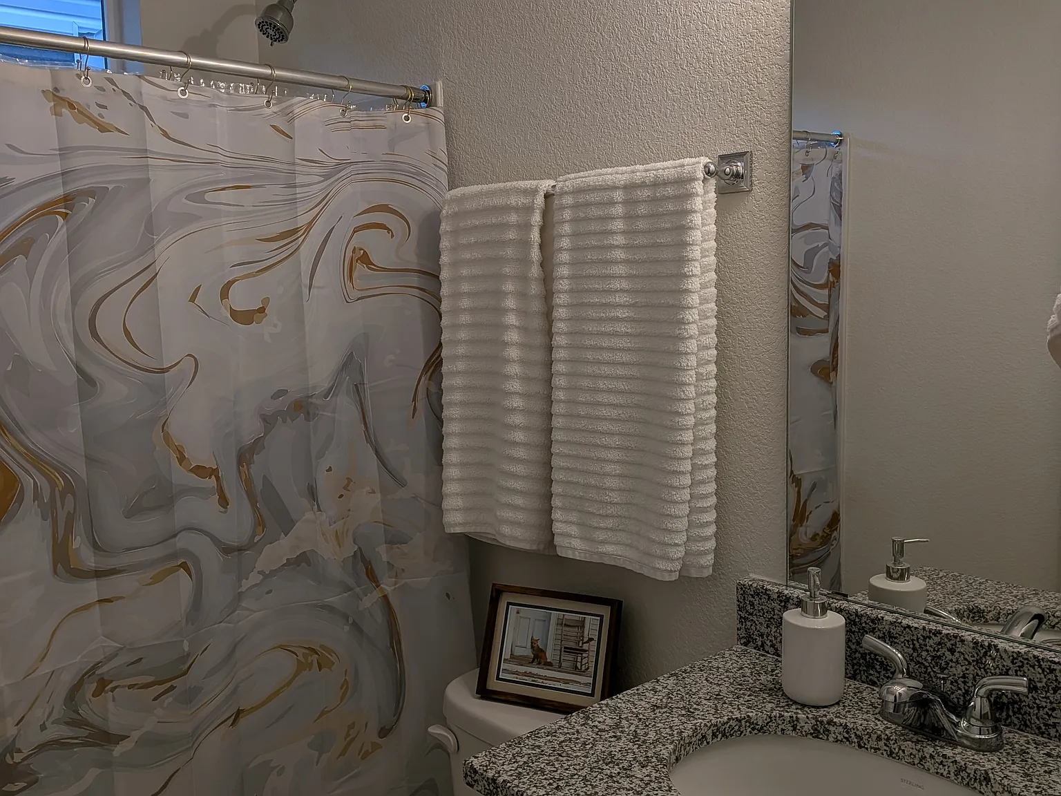 2 bed, 2.5 bath, 1061 sqft, $1,800 — Photo 4