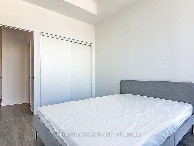 15 Holmes Ave #806 — Photo 11
