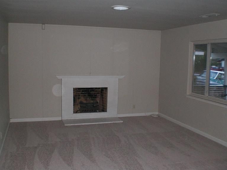 2nd image of 6624 Melbourne Way