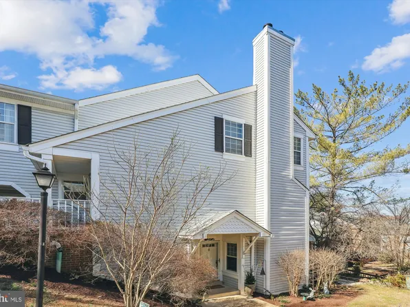 2915 S Woodley St APT A, Arlington, VA 22206