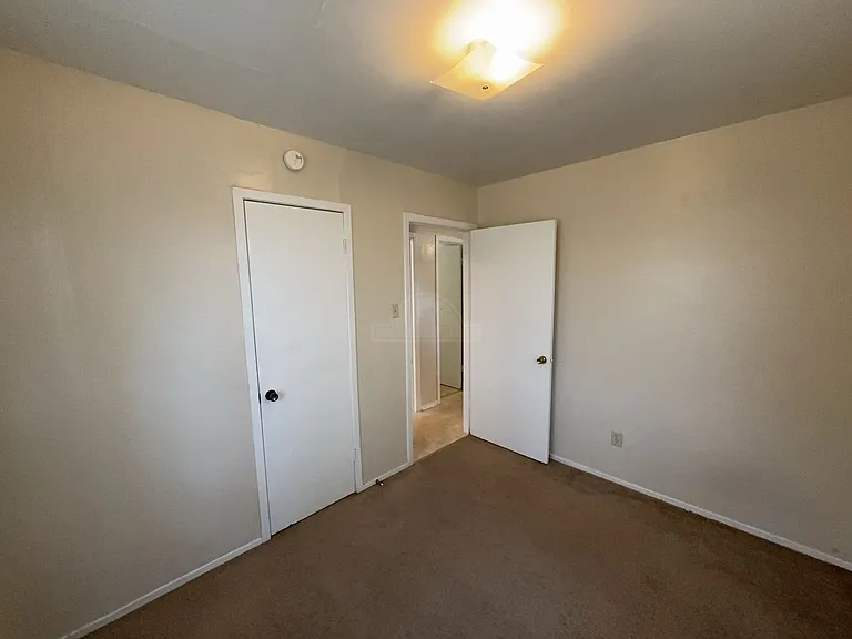 1406 Bundrant Dr — Photo 9