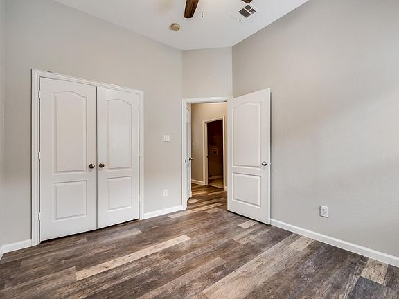5th image of 5220 Sioux Creek Ln