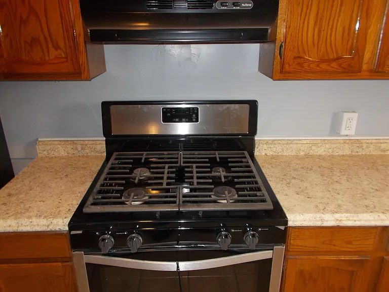 5 N Cannon Dr — Photo 9