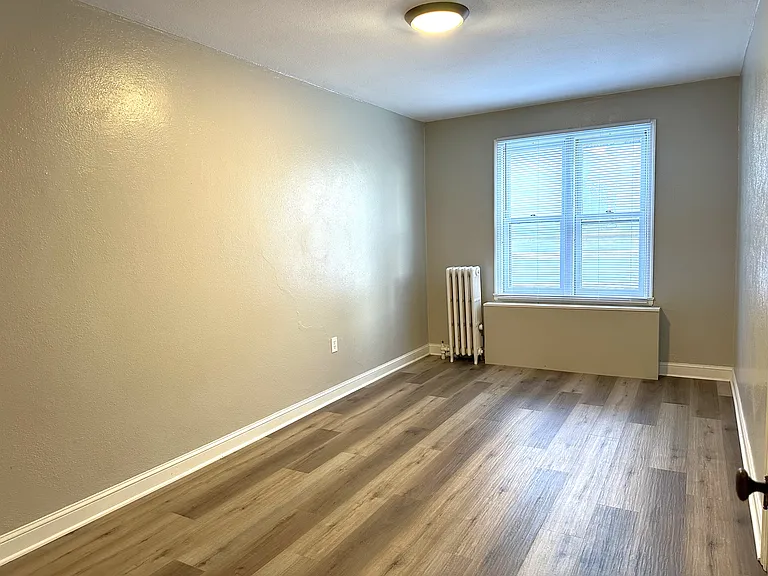 120 Main St N #1 — Photo 6