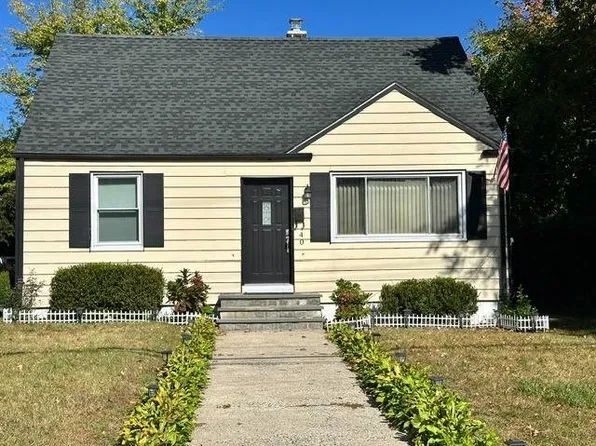 40 Riverdale Ave, White Plains, NY 10607