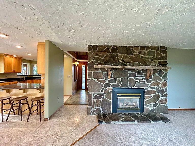225 Mission View Dr — Photo 15
