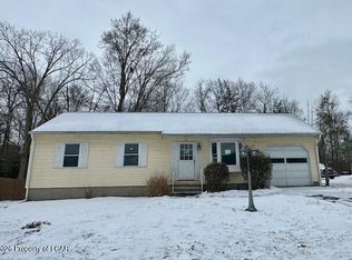29 Ferncrest Dr, Tunkhannock, PA 18657