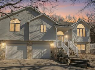 1024 Connecticut Ave, Manhattan, KS 66502