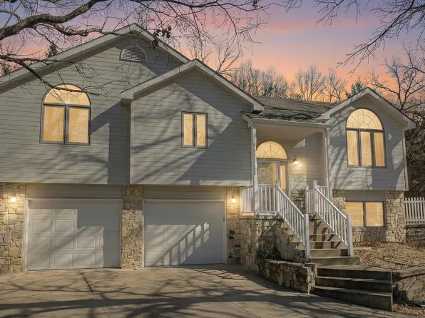 1024 Connecticut Ave, Manhattan, KS 66502