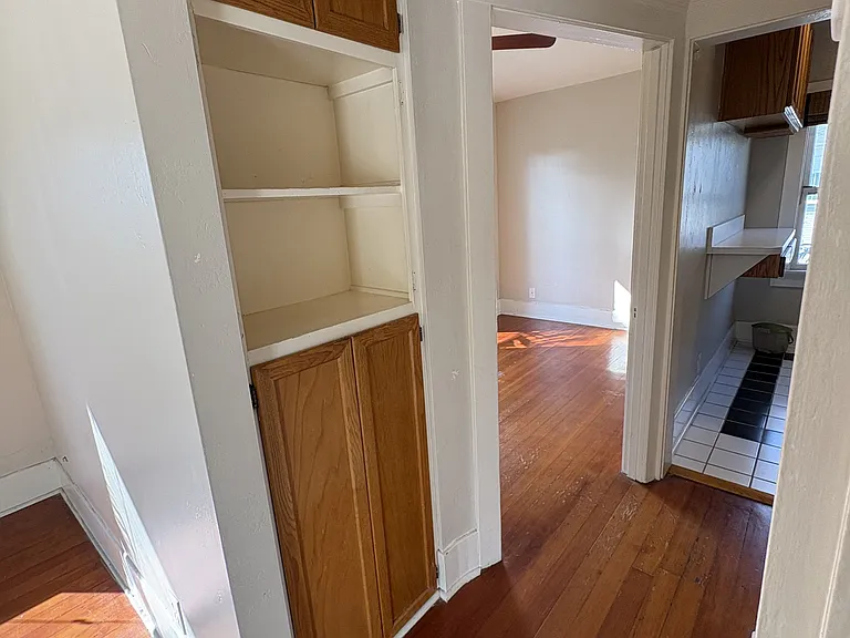 1031 21st St #3 — Photo 6