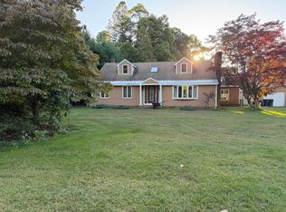 434 Center St, Bellingham, MA 02019