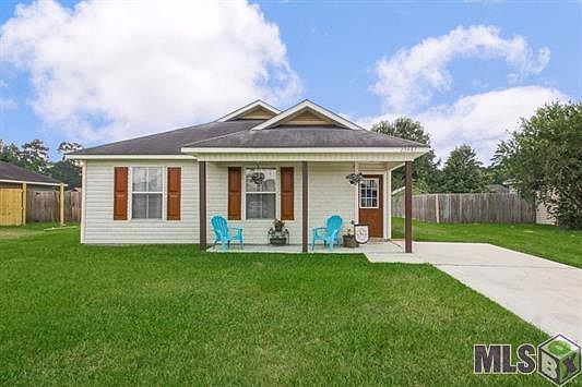 2nd image of 23487 Country Manor Ave