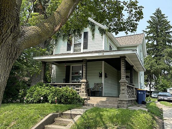2nd image of 19 Sweet St NE