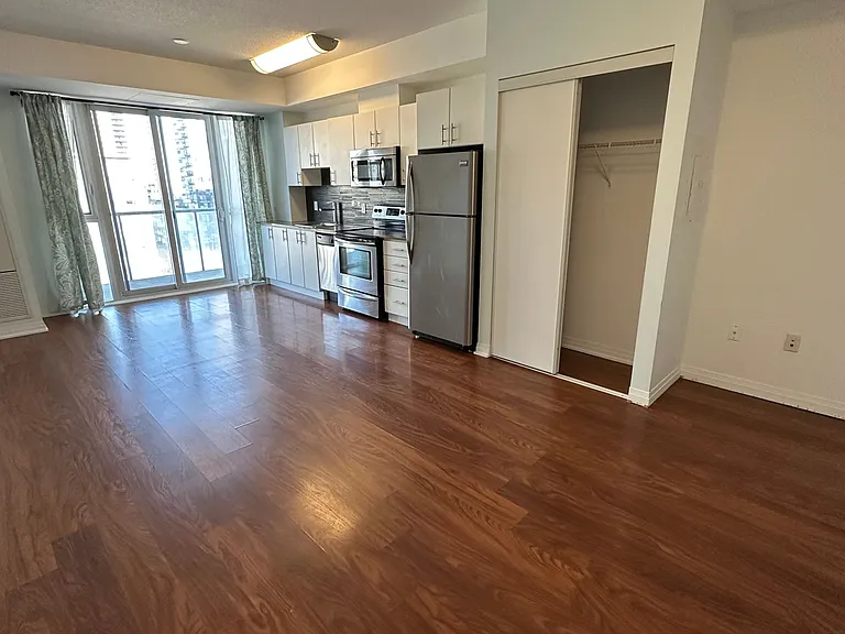 25 Cole St #719 — Photo 12