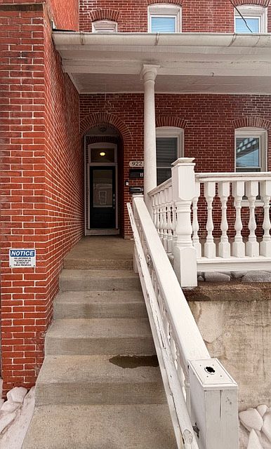 1st image of 922 N Lombard St APT 1