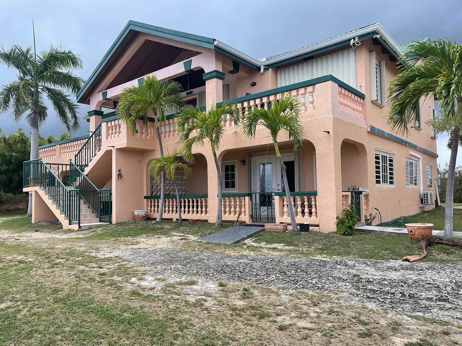 2 bed, $2,000 — Photo 1
