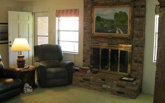 2nd image of 2208 Whitney Dr