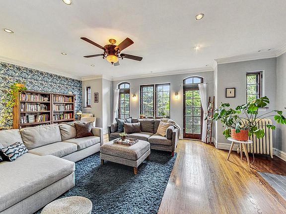 5th image of 4728 N Paulina St #3