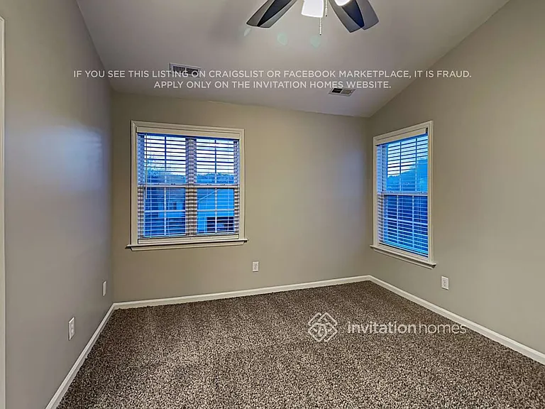 4428 Moss Spring Dr — Photo 11