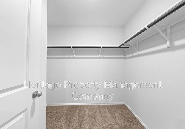 4522 Meerkat Dr — Photo 18