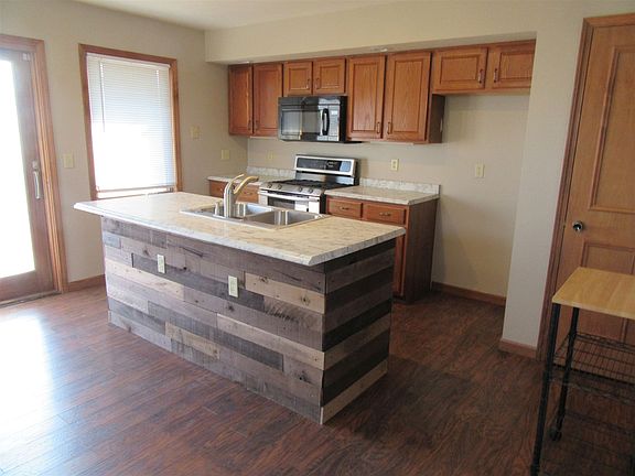 5th image of 2306 Oakwood Park Dr