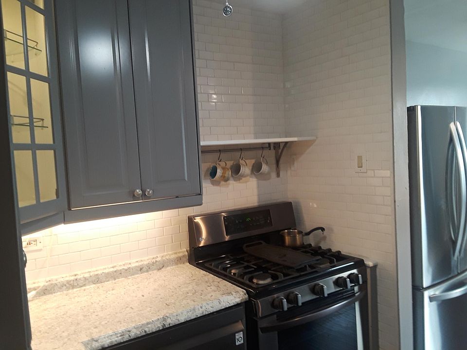 1st image of 830 Howard Ave APT 6K